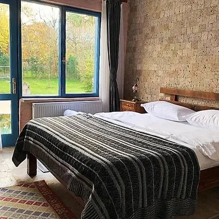 Kirkpinar Somine&barbeku , Havuzlu